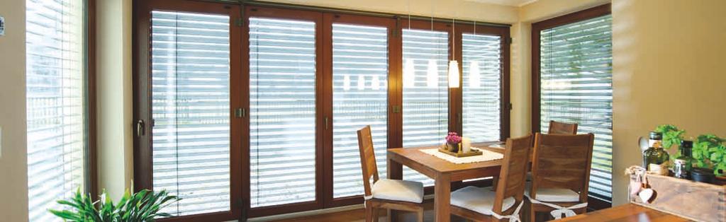 Die neueste Generation der WERTBAU Holz-Fenster bietet in den Ausstattungsvarianten >Komfort< und >Premium< Wärmedämmung, gesundes Licht und immer das richtige Maß an Individualität.