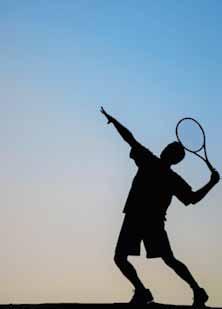 Zeitgleich sind die Tennis- Kids in Aktion, wobei hier Nachwuchsspieler aus den Schul-AGs zeigen, was sie bislang gelernt haben.