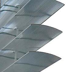 RETROFlex im Innenraum Vorteile Optische Funktion in der Fassade Anwendung und Eigenschaften - bei flacher Lamellenanstellung - sehr gute - Reduktion der externen Wärmelast >50 % - Energieeinsparung
