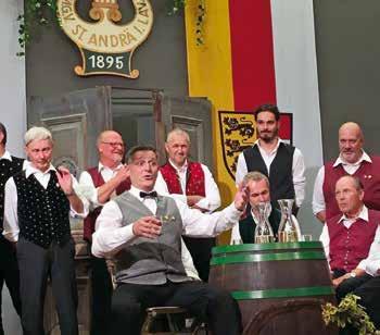 20 Vereine St. Andräer n Heurigenstimmung beim Liederabend Im neuen Rathaussaal bot der MGV St. Andrä einen Abend der besten Unterhaltung.
