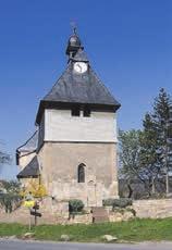 Für die Kirche in Golmsdorf hatte der Verein 45 000 Euro Spenden gesammelt. Zudem soll im Kircheninnenraum ein Kolumbarium gebaut werden, also eine Stätte zur Aufbewahrung von Urnen.