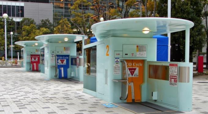 157: Vollautomatische Fahrradtiefgarage in Tokio 21 Im öffentlichen Raum bieten sich neben klassischen, bewachten Parkhäusern auch automatisierte