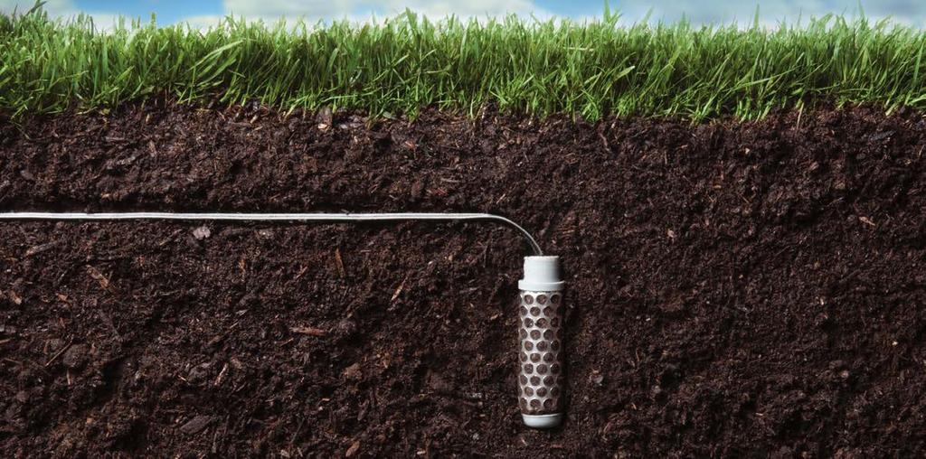 Der Soil Clik verhindert eine Bewässerung an Tagen, an denen es nicht erforderlich ist oder bei feuchten Bodenverhältnissen; Solar Sync verwendet