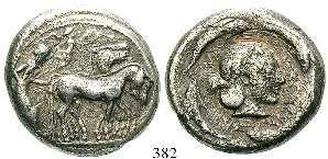 Korrosionen, ss 750,- ITALIEN-LUKANIEN, POSEIDONIA 376 Stater 480-400 v.chr. 7,86 g. Poseidon r., schleudert Dreizack / Stier l.