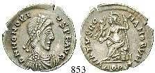 852 Flavius Victor, 387-388 Bronze 13 mm 387-388, Aquileia. 1,45 g. Drapierte Büste r. mit Lorbeerkranz DN FL VICTOR P F AVG / SPES ROMANORVM Lagertor mit zwei Türmen, darüber Stern, Mzz. SMAQS.