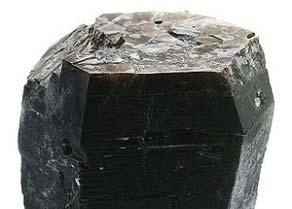 Die wichtigsten Gesteine und ihre Entstehung: (1) Magmatische Gesteine Magmatische Gesteine: Die wichtigsten t Minerale Glimmer-Gruppe (Schichtsilikate, Härte = 2-3) Glimmer gehören