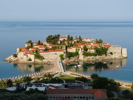7. Tag Budva Porto Montenegro Perast Kotor Zum Abschluss Ihrer Reise entdecken Sie noch die Schönheiten der Bucht von Kotor.