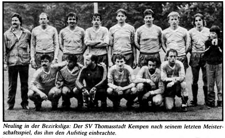 Obere Reihe von links: Wirt F. Antoncic, W. Esser, D. Schibalski, A. Steinhauer, U. Möllmann, H. Kindler, G. Kniese, H.-J. Schmitz, S. Steinhauer; kniend A. Haeßl, A. Ringfort, F.-J. Schmitz, J.