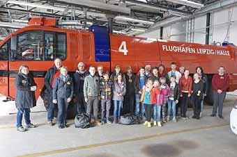 Bad Sulza - 16 - Nr. 4/2017 Das Busunternehmen Lawatsch übernahm die Fahrt. Fast pünktlich trafen wir auf dem Flughafen ein, dort wurden wir schon von dem Mitarbeiter Stefen erwartet.