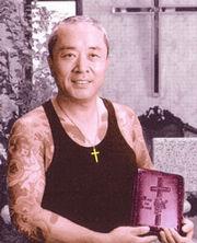 Pfingsten 11.05.2008 St.Markus 11 können nur unser Leben weiterführen. Aber Gott kann neues Leben schenken. Das will er tun. Die Chance gibt er jedem. Ich lag am Boden, sagte Hiroyuki Suzuki.
