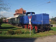 Höhepunkt der Saison ist das Bahnhofsfest zum dreifachen Geburtstag: 88 Jahre elektrische Extertalbahn, 30 Jahre Landeseisenbahn Lippe und 180 Jahre Deutsche Eisenbahngeschichte, ausgerichtet am 30.