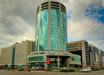 Frühstück ab 170,--/Nacht Hotel Diplomat and Business Center **** Im Zentrum von Astana City begrüßt Sie das Diplomat Hotel and Business Center mit einem Spa mit Fitnessraum, Pool und Sauna.