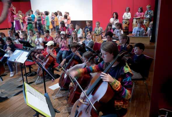 Landesmusikschule St. Georgen i. A. Das vergangene Musikschuljahr konnte wie immer eine Menge Höhepunkte aufweisen. In den letzten beiden Monaten spielte sich auch einiges ab!