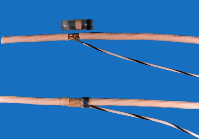 STS-LC, wärmeschrumpfende Lötmuffen Typische Anwendungen Verbindung von Einzeladern (Litzen) sowie Schirmabschluss temperaturempfi ndlicher Kabel und Leitungen, besonders für PVC-isolierte Leitungen