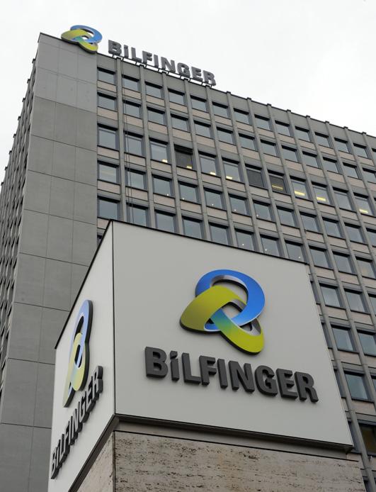 Bilfinger heute Seite 4 Geschäftsfelder Industrial Power Building and Facility Construction Concessions Leistung 2012: EBITA 2012: 8.635 Mio. 466 Mio.