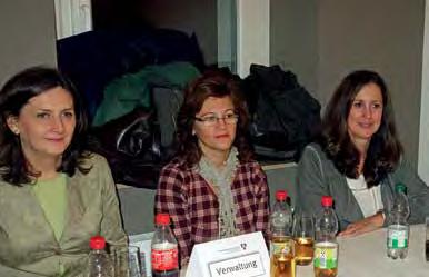 Links: Adisa Grohs, Brigitte Jakobi und