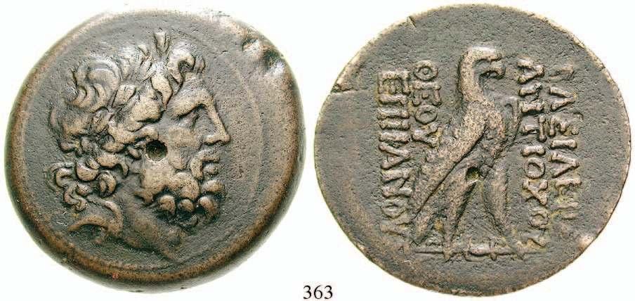 33,19 g. Kopf des Zeus Serapis r. mit Lorbeerkranz / Adler r. auf Blitzbündel. Houghton 118-120; SMA 59. attraktives Exemplar.