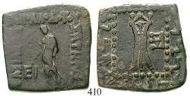 auf Felsen, hält Keule, Beizeichen und Datierung Monogramme. BMC 1-5. f.ss 100,- 410 Bronze 22 mm.