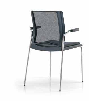 La seduta (sedile e schienale) è in Polipropilene di colore nero oppure bianco (RAL 1013). Proposta con o senza pannello tappezzato del sedile (da fissare all origine).