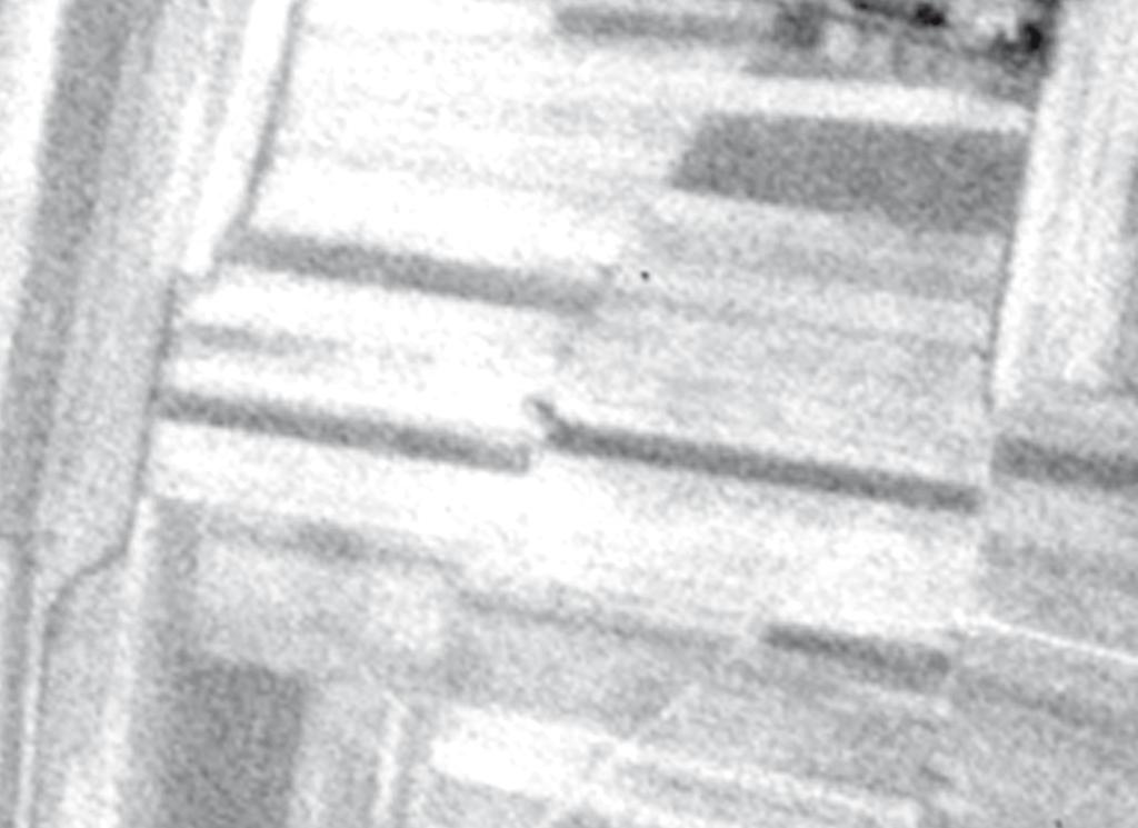 N ca.-maßstab 1 : 2 500 0 ca. 100 m Ausschnittvergrößerung eines entsprechenden Luftbilds vom 15.02.1945. Die Reproduktion des Luftbilds ist aus urheberrechtlichen Gründen nicht gestattet.