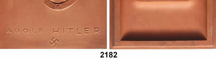 a - 1930 braun Neujahrsplakette der Chemischen Fabrik Helfenberg A. G. Gipsform Nr. "X" von. 250 Ausformungen...Prägefrisch 60,- 2182 - o.j. braune rechteckige Plakette.