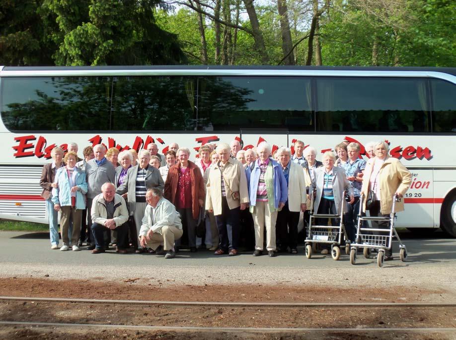 Eine Fahrt ins Moor Aus unserer Kirchengemeinde Viele Erinnerungen wurden wach beim diesjährigen Gemeindeausflug.