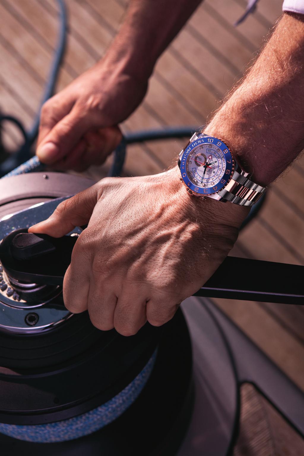 Philosophie eine klare linie Mit ihrem wagemutigen und vornehmen maritimen Charakter reiht sich die Yacht-Master II in die Kollektion der Oyster Professional Armbanduhren ein.