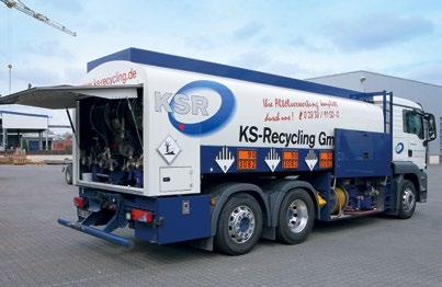 Sonderteil Fluidtechnik Einer von über 20 Tankwagen der KS-Recycling GmbH. Hier ist für mehrere Vogelsang-Drehkolbenpumpen Platz.