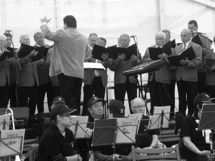 Zu dieser besonderen Festwoche fanden sich am 03. Juni neun Chöre und zwei Blasorchester im Festzelt am Borberg ein. Eröffnet wurde das Programm vom Gastgeber, dem MGV Arion.