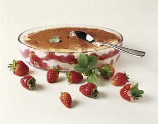 Erdbeer-Tiramisu Zutaten Zubereitung: ca. 35 Minuten Kühl stellen: mind.