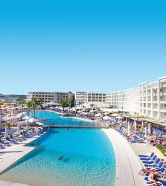 db Seabank Resort + Spa BBBB Mellieha Malte Insel Malta Ihre Hotel Highlights All Inclusive-Resort 5 Themen-Restaurants großes Sport- und Unterhaltungsprogramm h Rail & Fly inclusive () h