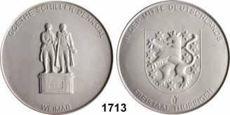 ... Vorzüglich - prägefrisch 70,- Unbek annt er Herst eller 1714 Weiße Medaille 1960 (97 mm, Dekor gold und silber) des polnischen Olympiakomitees auf die Spiele von Squaw Valley und Rom.... Min.