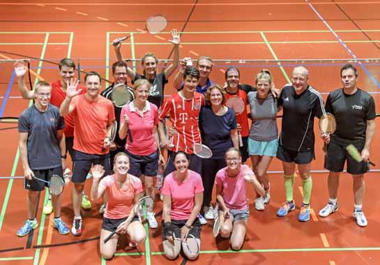INFOS REGIONAL Sport-Union Abteilung Badminton Erfolgreicher Auftakt in der Landesliga 1. Spieltag Mit dem 23. September begann die Saison 2017/2018 für die vier Mannschaften der Abteilung Badminton.