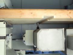 Verwendungsmöglichkeit von Sägeblättern bis zu 800 mm Durchmesser zum Schneiden großer Querschnitte.