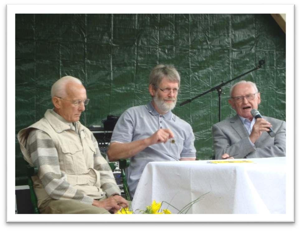 70 Jahre VfL Sportfreunde Böddenstedt e. V. Im Namen des Vorstandes und des Organisationskomitees begrüßte der Vorsitzende, Burkhard Drögemüller zahlreiche Sportfreundinnen und Sportfreude zu der Feierstunde.