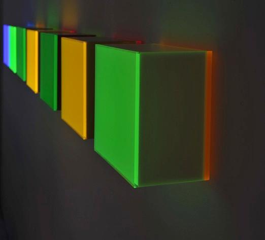 Regine Schumann, Colormirror Paris Green, 2011, Acrylglas,