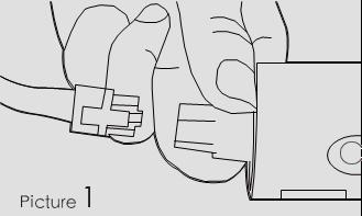 AUFBAUANLEITUNG 1. Verbindung des Griffes mit dem Antriebsteil 1.1. Schließen Sie das verpolungssichere Kabel wie unter beschrieben am Griffende an (siehe ). 1.2.