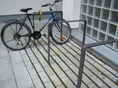 Einbetonieren Fahrradgeländer Modell Forchheim Breite: 100 cm Höhe: 90 cm (über Boden), 130 cm