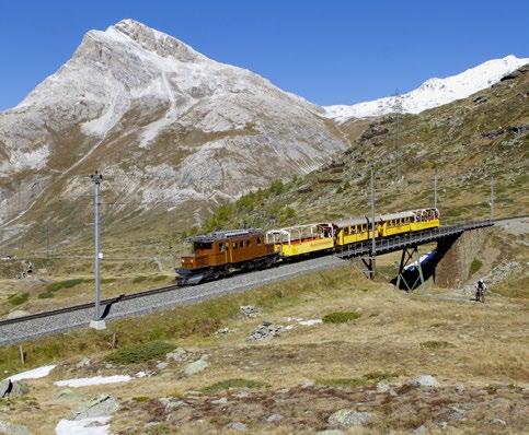 Zweiachs-Personenwagen und einem Gepäckwagen, verkehrte. Nur ein paar Insider wussten, dass dieser Zug von Samedan nach St. Moritz und zurück fuhr.