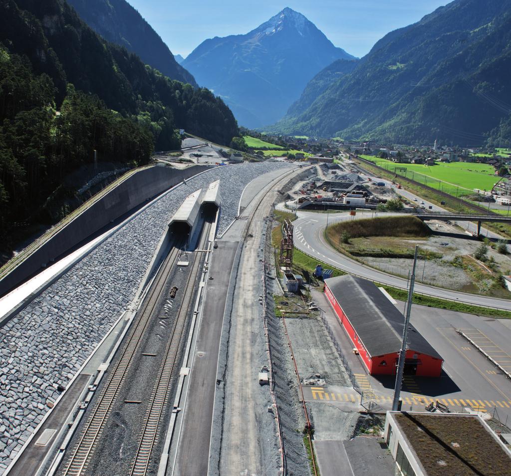 Case Study Elastizität für die Feste Fahrbahn im Gotthard-Basistunnel Jahrhundertprojekt: Mit 57 Kilo metern der längste Eisenbahn tunnel der Welt Höchste