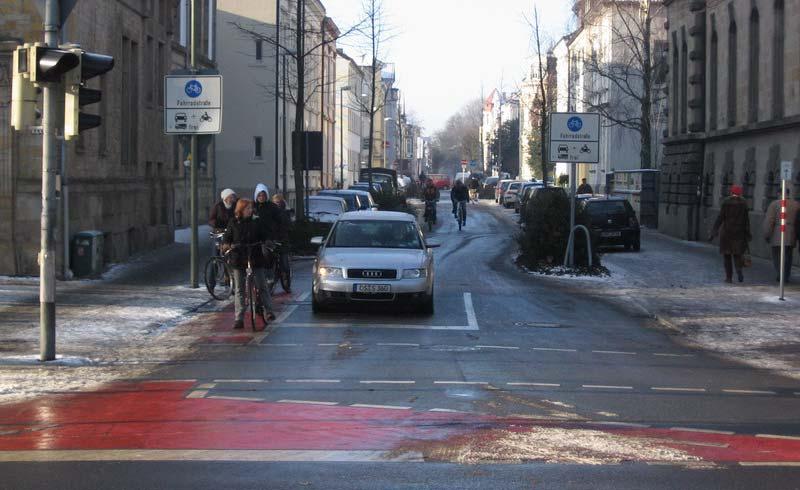 Öffnung von Einbahnstraßen für den gegengerichteten Radverkehr sowie die Einrichtung von Fahrradstraßen. Abb.