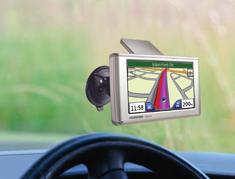 76 Infotainment Garmin* Navigationssystem Nüvi 660 Unser umfangreiches Angebot an Unterhaltungs- und Informationsmöglichkeiten hilft Ihnen ans Ziel zu kommen und bietet Ihnen Spaß für unterwegs.