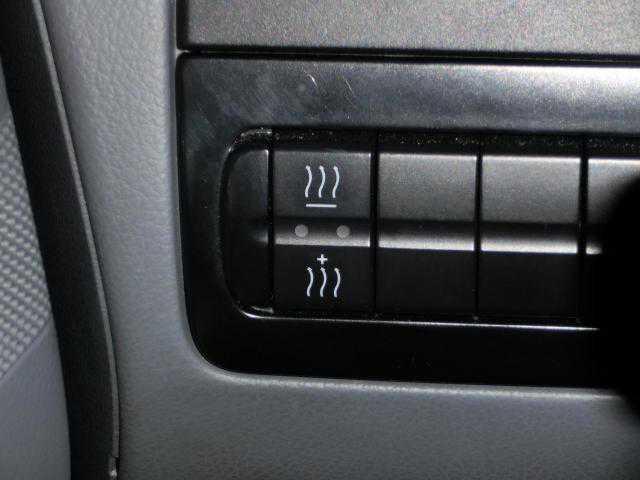 Anleitung für MicroGuard-USB: Der kleine Mobilfunkwächter 7 Anschluss an Heizungen im Mercedes Benz Vito mit Kippschalter Schließen Sie das Modul immer über eine 5A Sicherung an die Bordspannung an.
