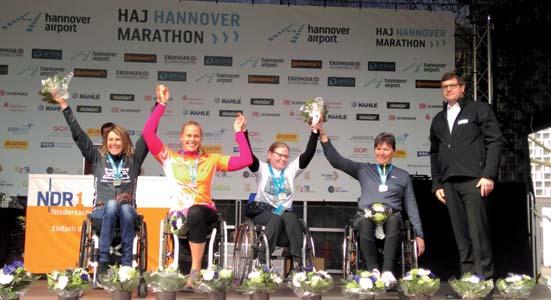 Beide Sportler wurden ihrer Favoritenrolle gerecht und gewannen den Handbike-Halbmarathon, powered by BSN, der im Rahmen der größten Sportveranstaltung der niedersächsischen Hauptstadt, dem HAJ