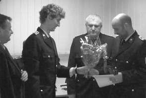 Der Kamerad Sven Klieme wurde zum Löschmeister befördert. Die Wehrleiter René Schulze und Ronny Klotzsche nahmen gemeinsam mit dem Bürgermeister die Auszeichnungen und Beförderungen vor.