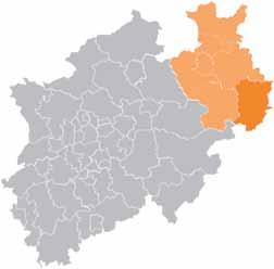 Nordrhein-Westfalen Regierungsbezirk Detmold Das Kreisgebiet weist eine vorwiegend ländlich orientierte Siedlungsstruktur auf und ist wirtschaftsstrukturell von einer großen Anzahl an Handwerks-,