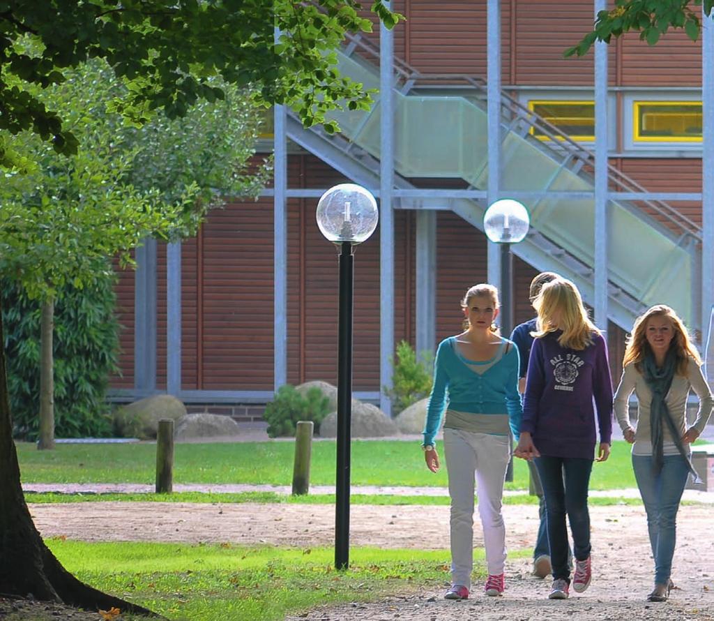 Leitwerte Marienau ist ein Internatsgymnasium in der Tradition der Landerziehungsheime und eine regionale Ganztagsschule.