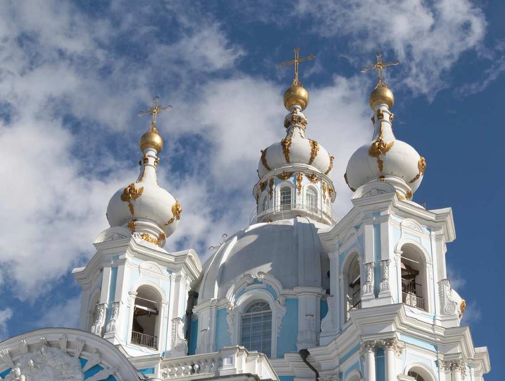 Der Platz der Künste, die Blutskirche, der Nevsky Prospekt, der Winterpalast, Basil Island, der Manshikov Palast, der Senatsplatz, das