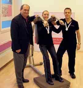Dezember eröffnete Vizebürgermeister SO KommR Fritz Kaufmann eine Ausstellung des Künstlerduos Micha Löhe und Mag. Norbert Mayerhofer mit dem Titel Seelenflügel.
