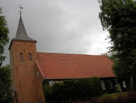 Kirchenkreis Wesermarsch I Die Kirche zu Großenmeer St. Anna-Kirche Nach Trockenlegung des Großen Meeres und anschließender Besiedelung wurde 1504 die erste Kirche in der Bauernschaft Barghorn erbaut.